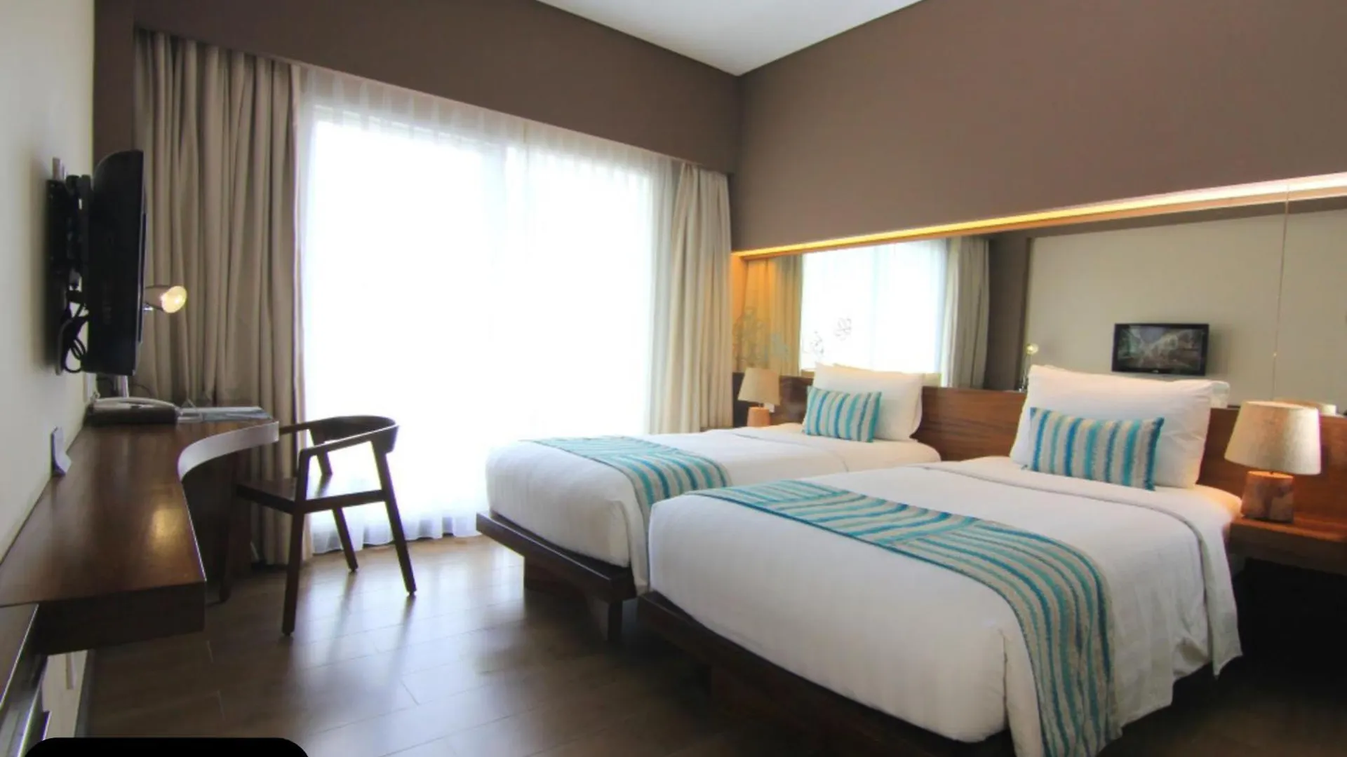 Grand Ixora Kuta Resort Szálloda Kuta Lombok